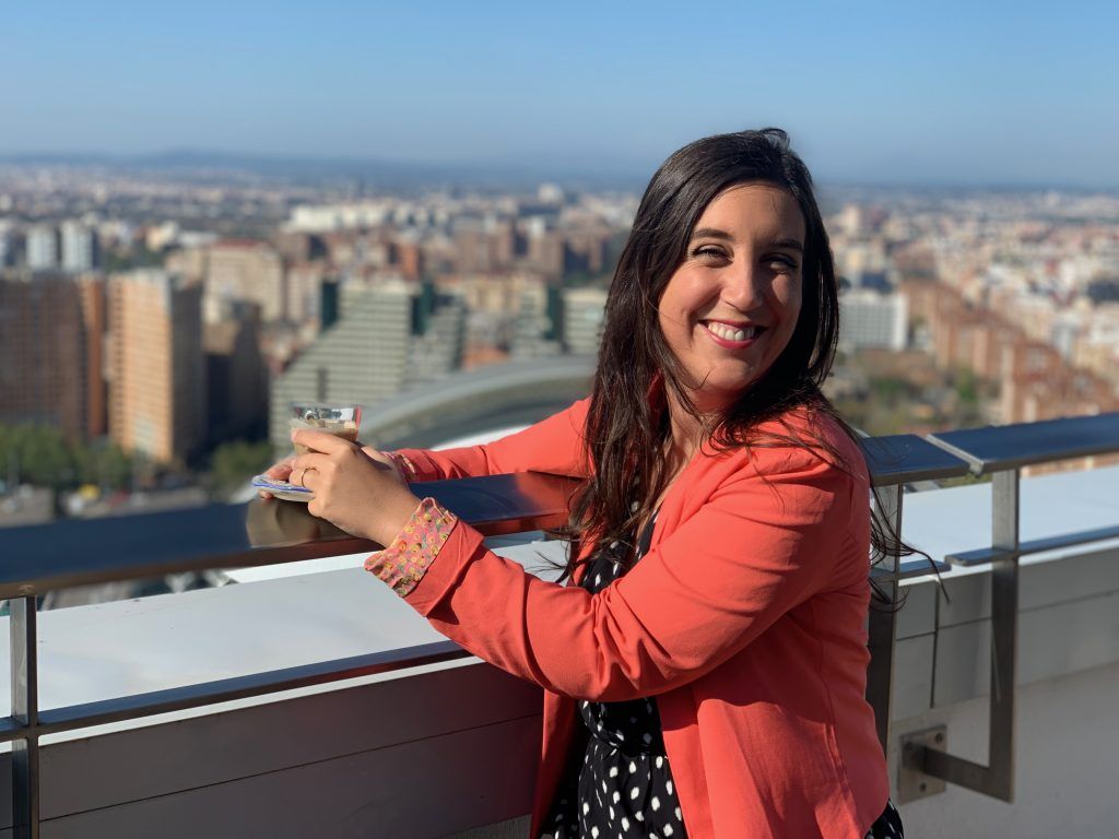 Suzie valencia expert local guide