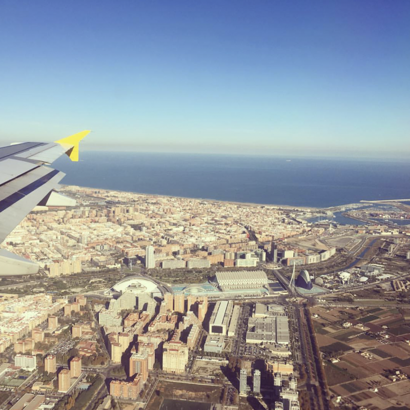 valencia flight airport