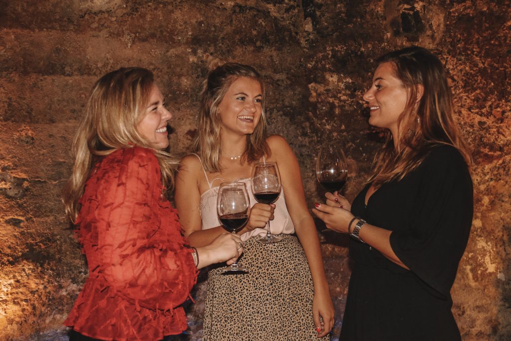 winetasting and dining valencia